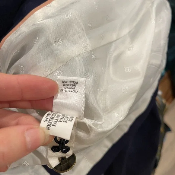 Banana Republic Women's Navy Blue Double Breasted Blazer Brass Buttons Size‎ 2 - Picture 9 of 11